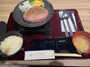 とろけるハンバーグ 福よし 岐阜うずら店