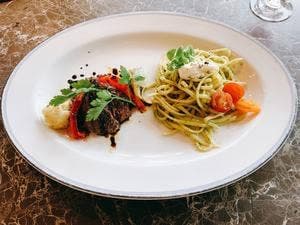 シロノニワ
