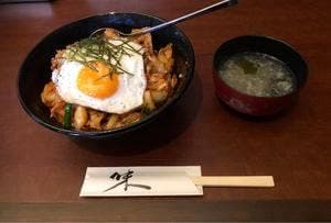 焼肉たくみ