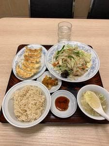 ぎょうざの満洲 椎名町駅店