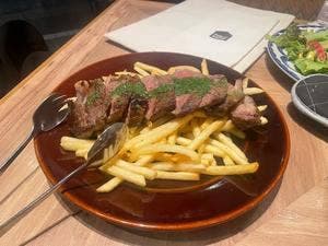 PUBLIC HOUSE 武蔵小杉店