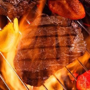 シュラスコ＆チーズの肉バル 牛鶏豚 新宿店