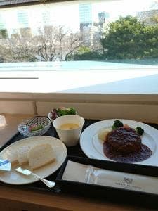 聖路加病院 1Fレストラン