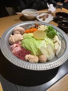 水炊き・もつ鍋・鳥料理 博多華味鳥 新宿三井ビル店 By Myanmar