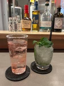 STAND BAR pièce