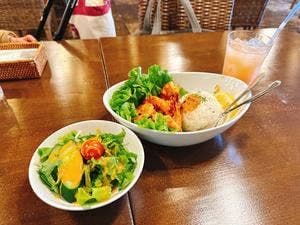 88teesCAFE