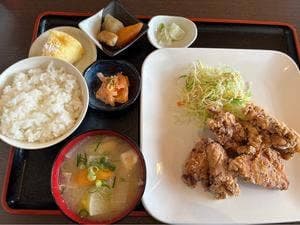 お食事処。ひまわり