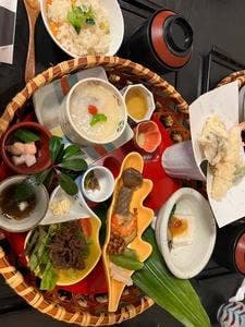 かくれ屋