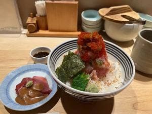 日本橋海鮮丼 つじ半 神楽坂店