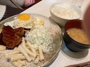 大衆酒場 とん福