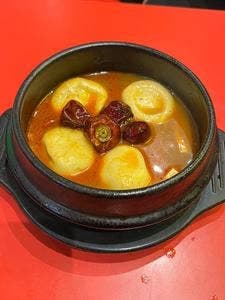 肉汁水餃子 餃包 新宿店
