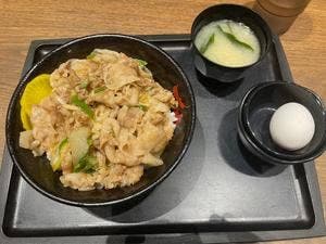伝説のすた丼屋 新宿西口総本店