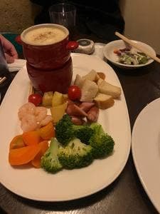 洞窟個室ダイニング THE CAVE 新宿総本店