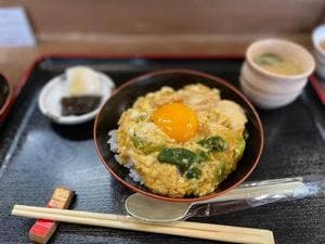 とり新