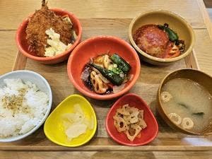 和ごはんとカフェ chawan イオンモール高岡店