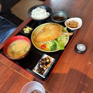 TETORAPOD テトラポット 海沿いの溜まり場