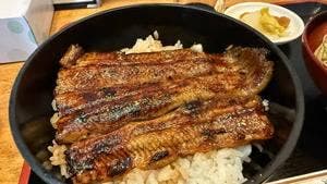 かめや