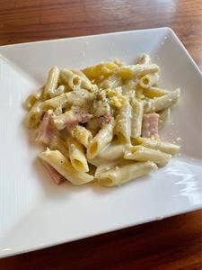 ワイン食堂 albero