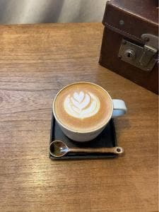 &ROe coffee latte stand