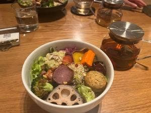 Cosme Kitchen Adaptation 渋谷ヒカリエ店