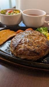 ハンバーグ・ステーキ宮崎亭