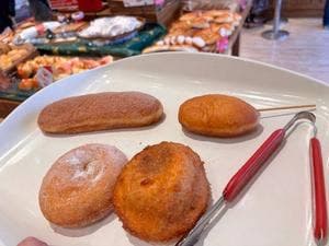 ベーカリー ピカソ 本店