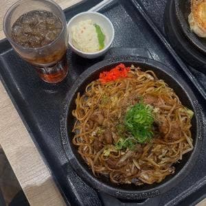 静岡ご当地グルメ屋台 御殿場プレミアムアウトレット店