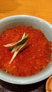 いくら家丼 頂