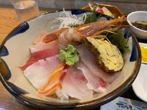沖縄海鮮 たらじさびら