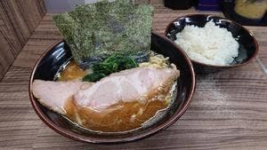 横浜ラーメン 武蔵家 松戸店
