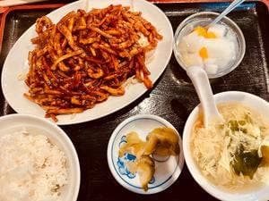 龍江飯店