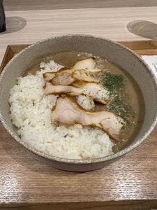 O's. Dining kitchen