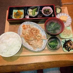 鉄板処 燦糺