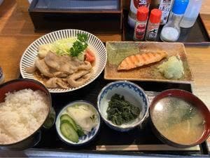 実川食堂
