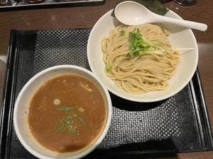 ブラウン
