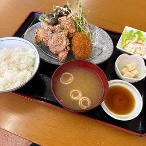 ごはんや こころ