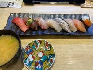 廻転とやま鮨 銀座