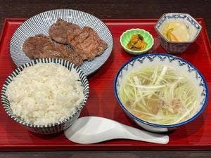 炭焼牛たん東山 イオンモール白山店