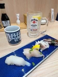 廻転寿司 まぐろ問屋 三浦三崎港 新横浜ぐるめストリート店