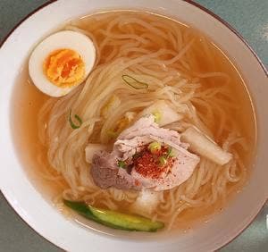 元祖平壌冷麺屋 本店