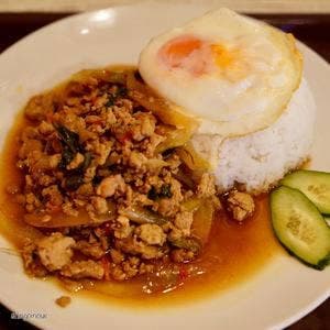 恵比寿 ガパオ食堂