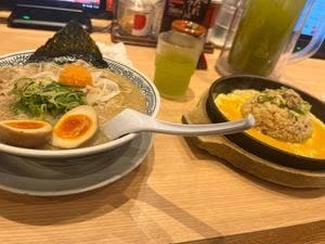 丸源ラーメン 三島店