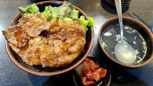 焼肉丼 たどん