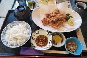 ごはん屋 しんゆう亭