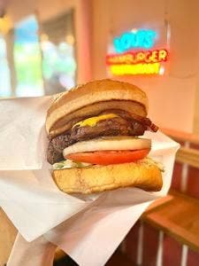 Louis Hamburger Restaurant