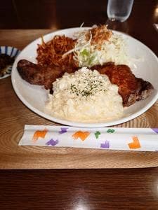豚屋食堂