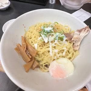 日高屋 新宿靖国通店