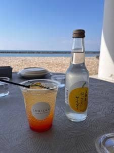 トリッカテーブル