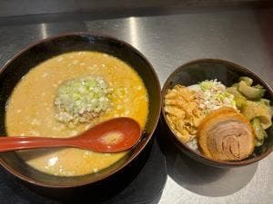 担担麺専門 高崎 はた山