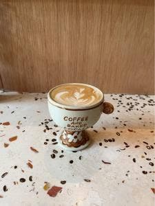 coffee & baked LOCASA